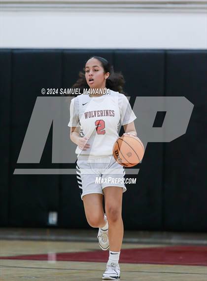 Thumbnail 3 in Tehachapi @ Harvard-Westlake (CIF State D11 1st Round) photogallery.
