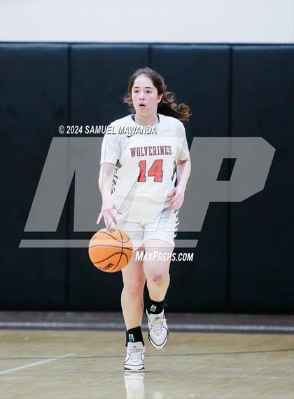 Thumbnail 2 in Tehachapi @ Harvard-Westlake (CIF State D11 1st Round) photogallery.