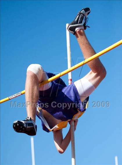 Thumbnail 2 in St. John's Tri-School Meet photogallery.