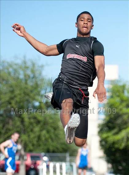 Thumbnail 2 in St. John's Tri-School Meet photogallery.