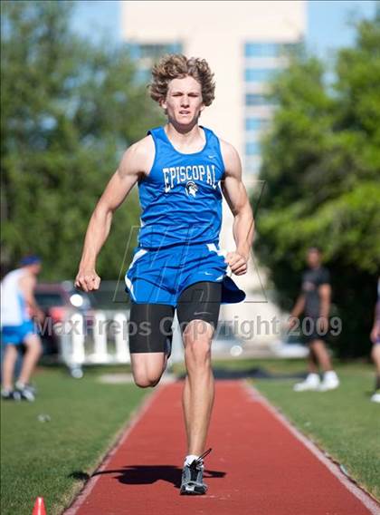 Thumbnail 2 in St. John's Tri-School Meet photogallery.