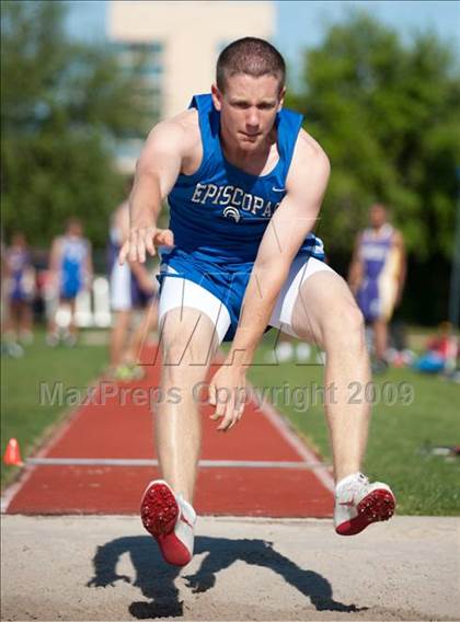Thumbnail 1 in St. John's Tri-School Meet photogallery.