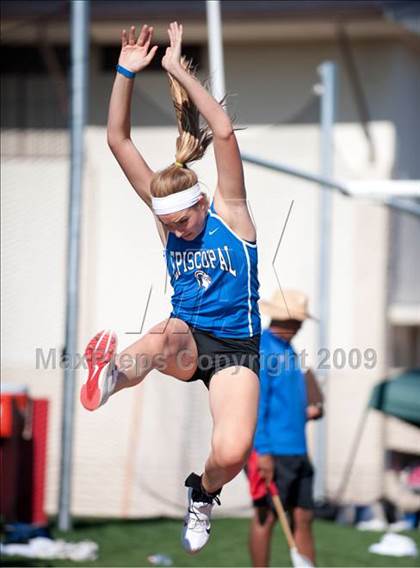 Thumbnail 1 in St. John's Tri-School Meet photogallery.