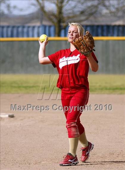 Thumbnail 1 in Clovis vs. Centennial photogallery.