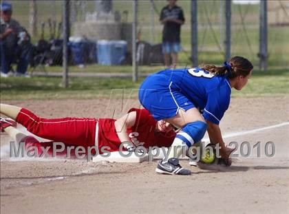Thumbnail 3 in Clovis vs. Centennial photogallery.