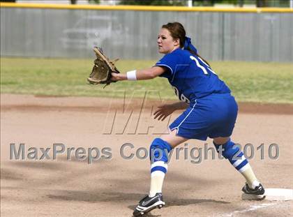 Thumbnail 2 in Clovis vs. Centennial photogallery.
