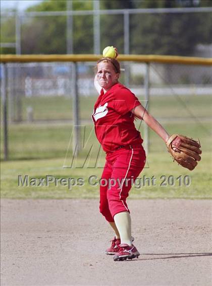 Thumbnail 2 in Clovis vs. Centennial photogallery.