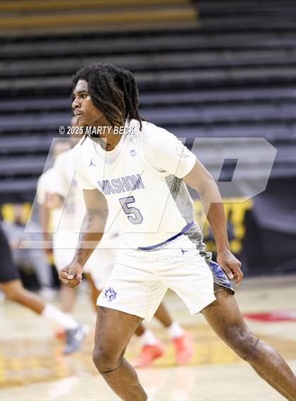 Thumbnail 2 in Little Rock-Central vs Vashon (Norm Stewart Classic) photogallery.