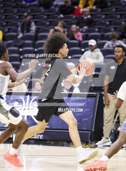 Thumbnail 1 in Little Rock-Central vs Vashon (Norm Stewart Classic) photogallery.