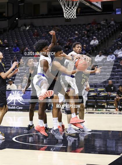 Thumbnail 1 in Little Rock-Central vs Vashon (Norm Stewart Classic) photogallery.