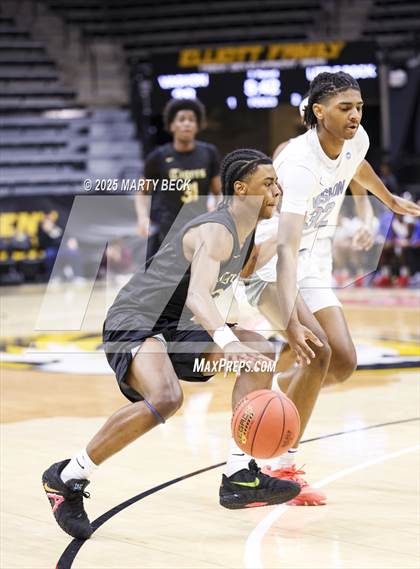 Thumbnail 3 in Little Rock-Central vs Vashon (Norm Stewart Classic) photogallery.