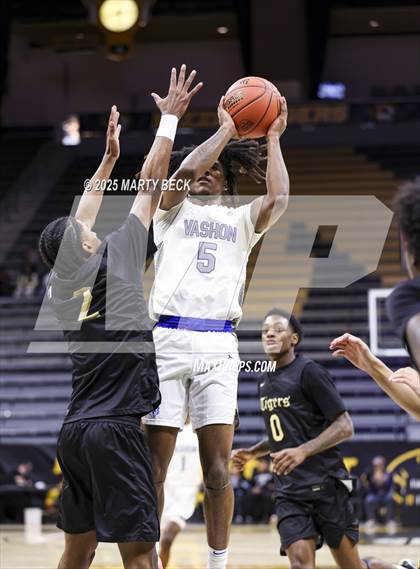 Thumbnail 3 in Little Rock-Central vs Vashon (Norm Stewart Classic) photogallery.