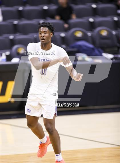 Thumbnail 2 in Little Rock-Central vs Vashon (Norm Stewart Classic) photogallery.