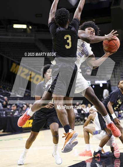Thumbnail 3 in Little Rock-Central vs Vashon (Norm Stewart Classic) photogallery.