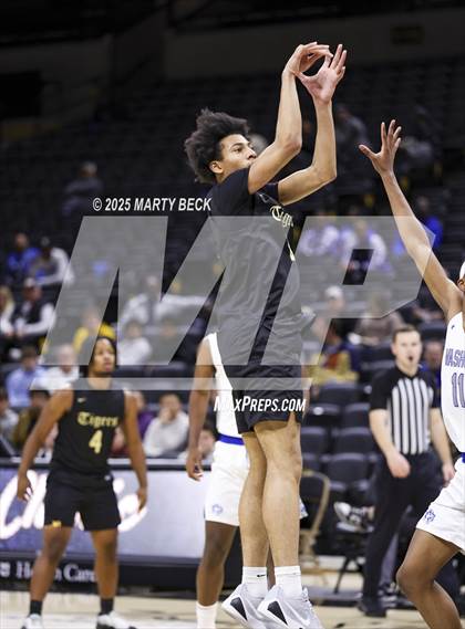 Thumbnail 1 in Little Rock-Central vs Vashon (Norm Stewart Classic) photogallery.