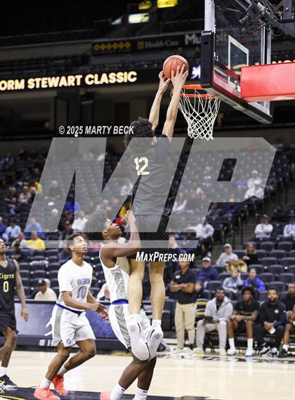 Thumbnail 1 in Little Rock-Central vs Vashon (Norm Stewart Classic) photogallery.