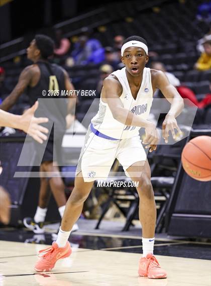 Thumbnail 2 in Little Rock-Central vs Vashon (Norm Stewart Classic) photogallery.