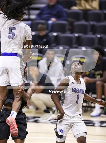 Thumbnail 1 in Little Rock-Central vs Vashon (Norm Stewart Classic) photogallery.