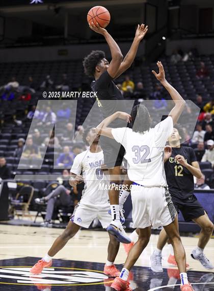 Thumbnail 2 in Little Rock-Central vs Vashon (Norm Stewart Classic) photogallery.