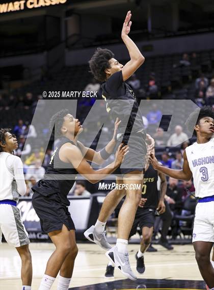 Thumbnail 2 in Little Rock-Central vs Vashon (Norm Stewart Classic) photogallery.