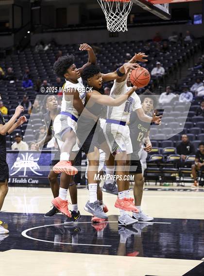 Thumbnail 2 in Little Rock-Central vs Vashon (Norm Stewart Classic) photogallery.