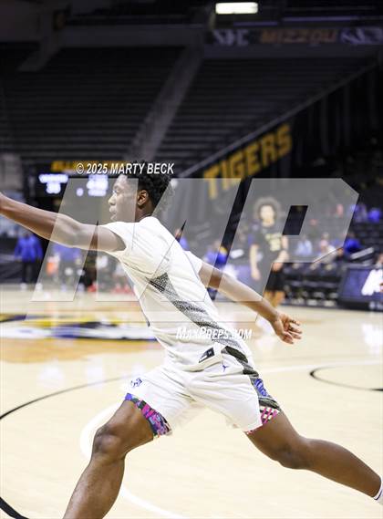 Thumbnail 2 in Little Rock-Central vs Vashon (Norm Stewart Classic) photogallery.