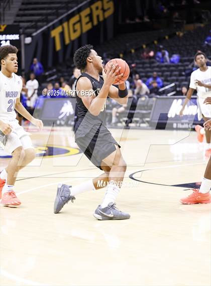 Thumbnail 2 in Little Rock-Central vs Vashon (Norm Stewart Classic) photogallery.