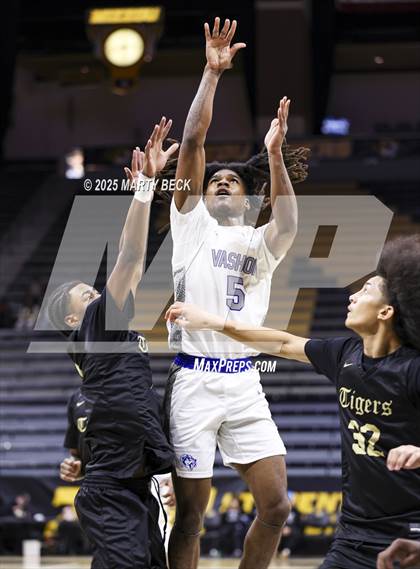 Thumbnail 1 in Little Rock-Central vs Vashon (Norm Stewart Classic) photogallery.
