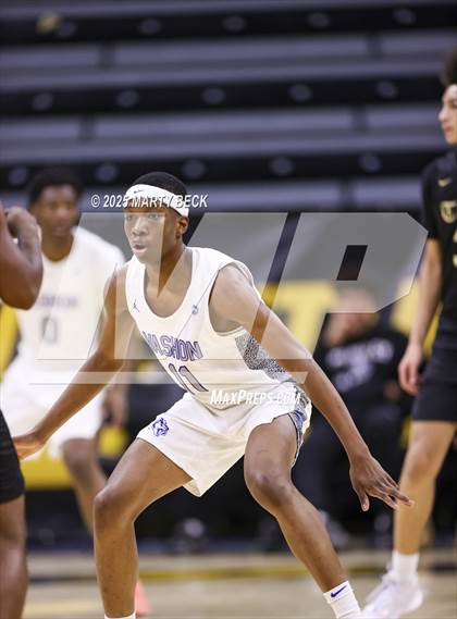 Thumbnail 2 in Little Rock-Central vs Vashon (Norm Stewart Classic) photogallery.