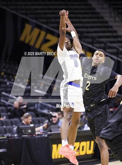 Thumbnail 2 in Little Rock-Central vs Vashon (Norm Stewart Classic) photogallery.