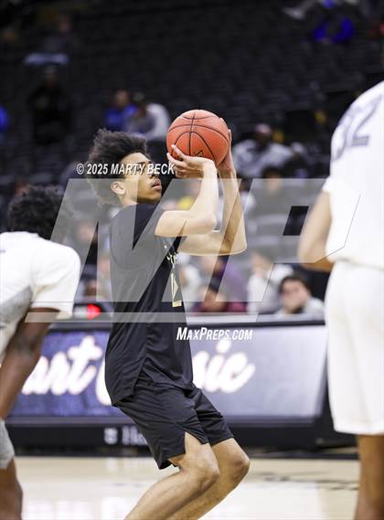 Thumbnail 2 in Little Rock-Central vs Vashon (Norm Stewart Classic) photogallery.