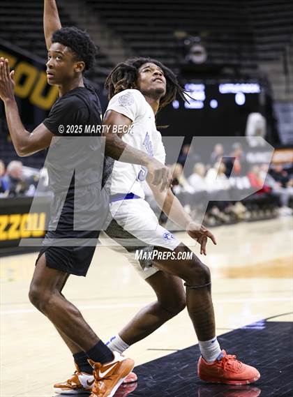Thumbnail 3 in Little Rock-Central vs Vashon (Norm Stewart Classic) photogallery.