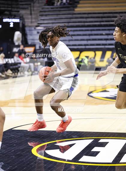 Thumbnail 1 in Little Rock-Central vs Vashon (Norm Stewart Classic) photogallery.