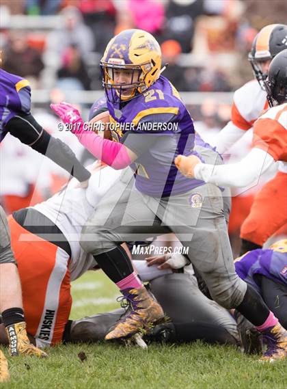 Thumbnail 2 in Hononegah vs. Harlem photogallery.