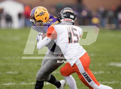 Thumbnail 3 in Hononegah vs. Harlem photogallery.