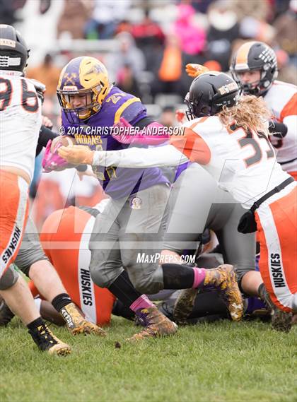 Thumbnail 3 in Hononegah vs. Harlem photogallery.