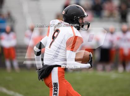 Thumbnail 1 in Hononegah vs. Harlem photogallery.