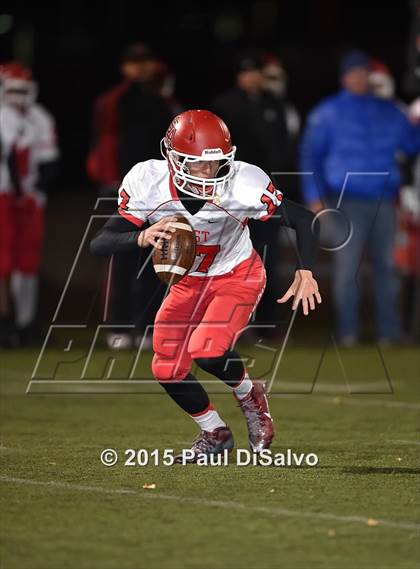 Thumbnail 2 in Mountain Vista vs. Denver East photogallery.