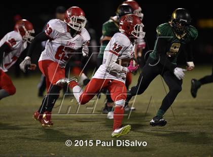 Thumbnail 3 in Mountain Vista vs. Denver East photogallery.