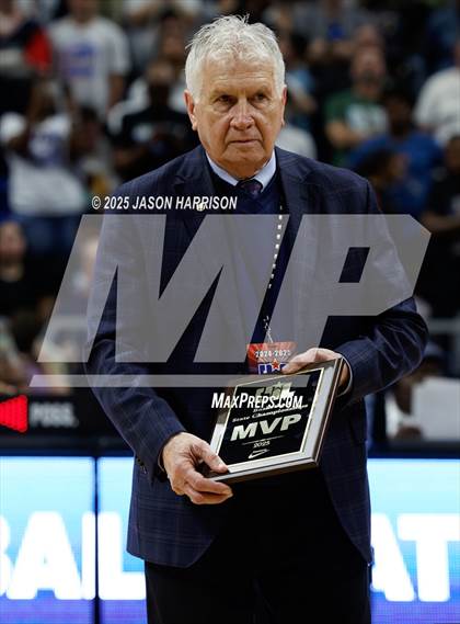 Thumbnail 1 in Mansfield Summit vs. Fort Bend Marshall (UIL Basketball 5A D2 Final) photogallery.
