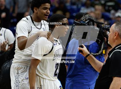 Thumbnail 2 in Mansfield Summit vs. Fort Bend Marshall (UIL Basketball 5A D2 Final) photogallery.