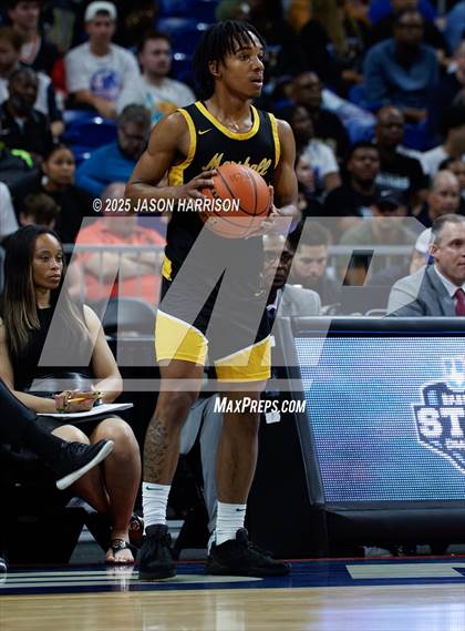 Thumbnail 2 in Mansfield Summit vs. Fort Bend Marshall (UIL Basketball 5A D2 Final) photogallery.