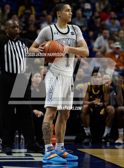 Thumbnail 2 in Mansfield Summit vs. Fort Bend Marshall (UIL Basketball 5A D2 Final) photogallery.