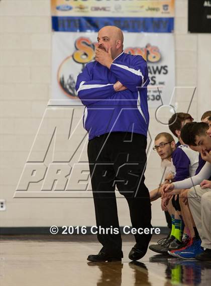 Thumbnail 2 in Avoca Central vs. Andover photogallery.