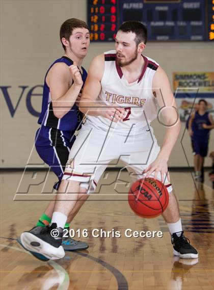 Thumbnail 2 in Avoca Central vs. Andover photogallery.