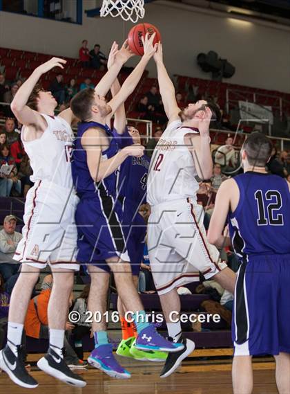 Thumbnail 3 in Avoca Central vs. Andover photogallery.