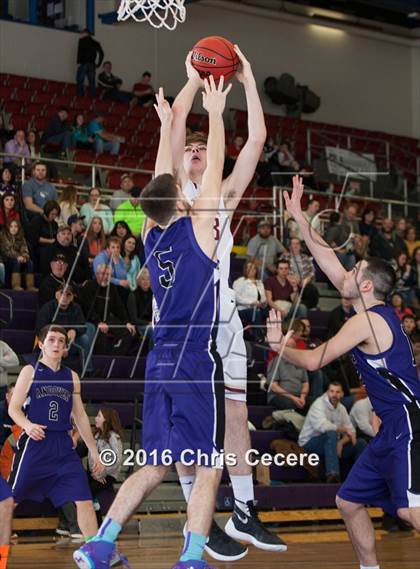 Thumbnail 3 in Avoca Central vs. Andover photogallery.