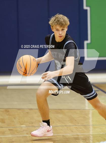 Thumbnail 3 in Sky View @ Ridgeline (Sophomore) photogallery.