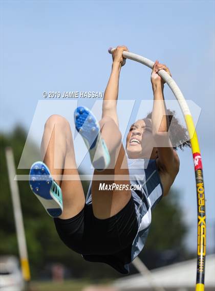 Thumbnail 3 in SCHSL AAAAA State Qualifier (Girls Field Events) photogallery.