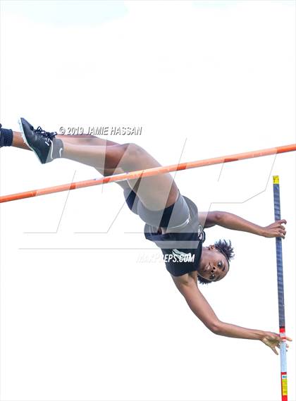 Thumbnail 1 in SCHSL AAAAA State Qualifier (Girls Field Events) photogallery.